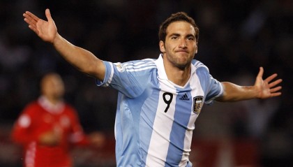 九游APP官网-“战术精准：教练的终极布置解密”，教练战术板下载