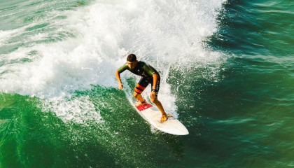 九游娱乐网页版-跨境文化：多国运动员线上线下同时竞技