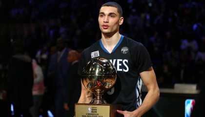 Jiu You-_猛龙队坚韧不拔，逆转战局取胜_，猛龙队重建