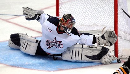 九游娱乐官方平台-“场地环境变化推动战术变革——不同场馆的比赛策略深度研究”