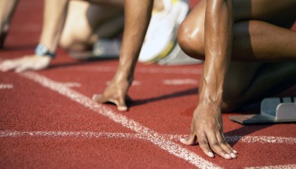 九游app官方下载-《青少年电竞竞技：成长的烦恼与未来的希望》，电竞青少年的逐梦路