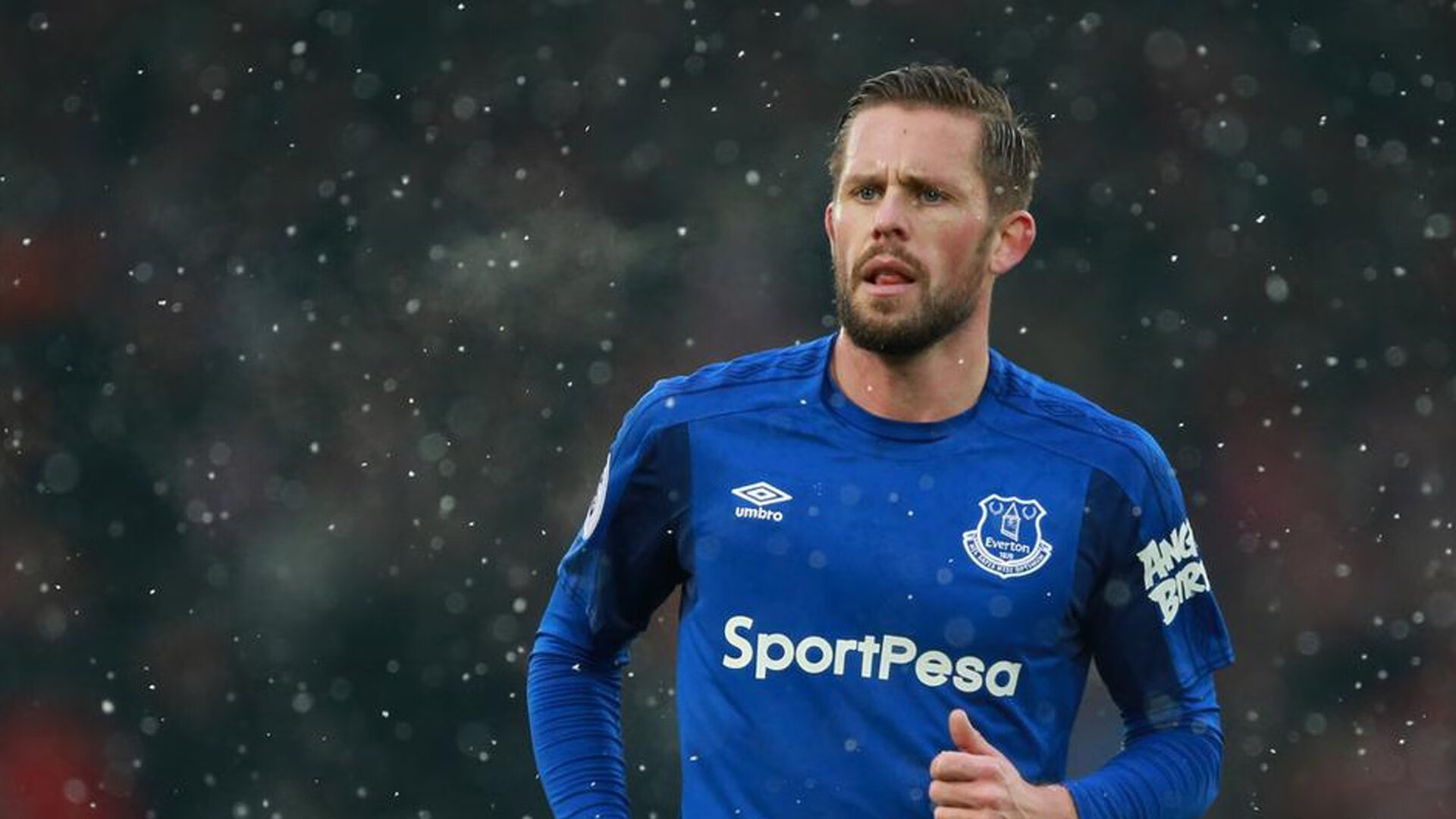 冰面带球狂奔60米,伊朗10号球员一战封神,伊朗3号人物